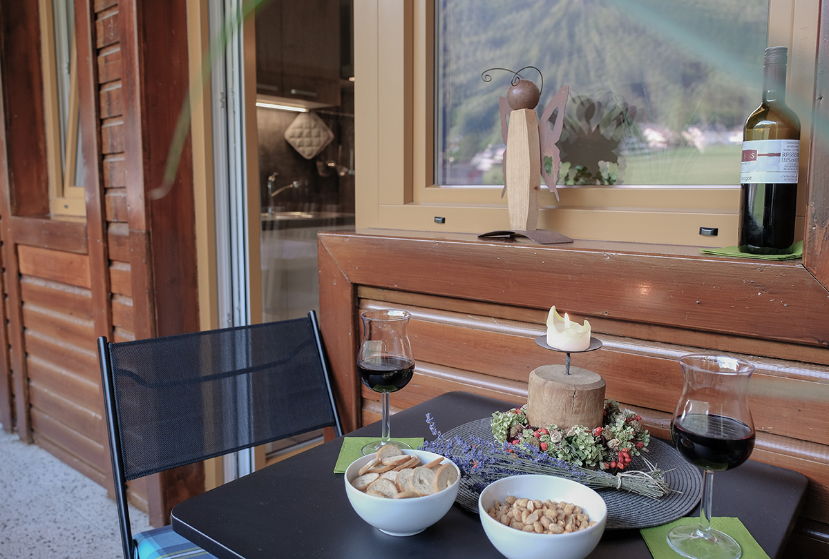 Ferienwohnung in Buch in Tirol: Balkon mit Traumhafter Aussicht auf Jenbach